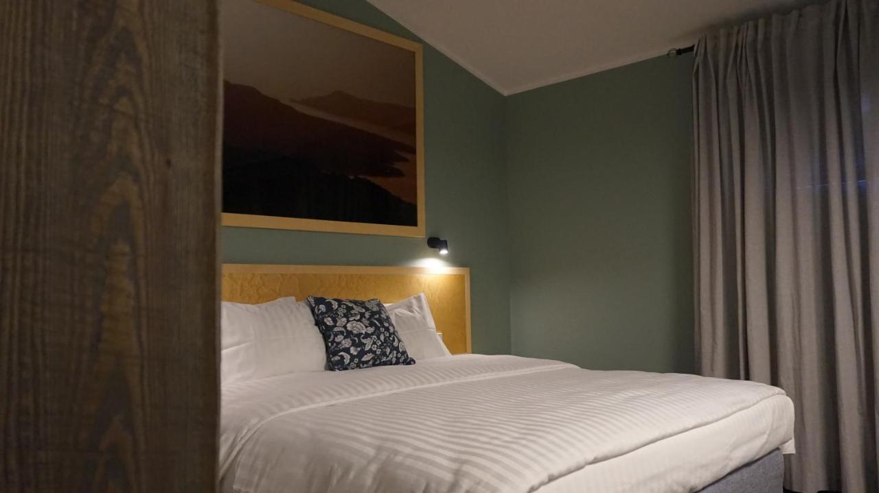 Hotel Kolumbs Liepāja Dış mekan fotoğraf