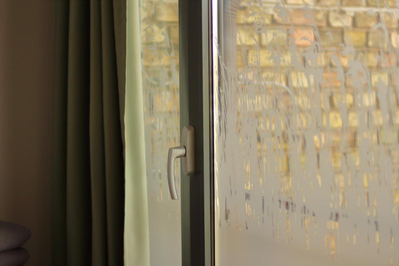 Hotel Kolumbs Liepāja Dış mekan fotoğraf