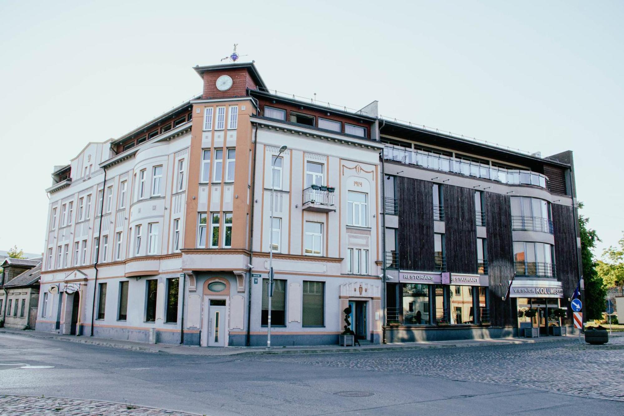 Hotel Kolumbs Liepāja Dış mekan fotoğraf