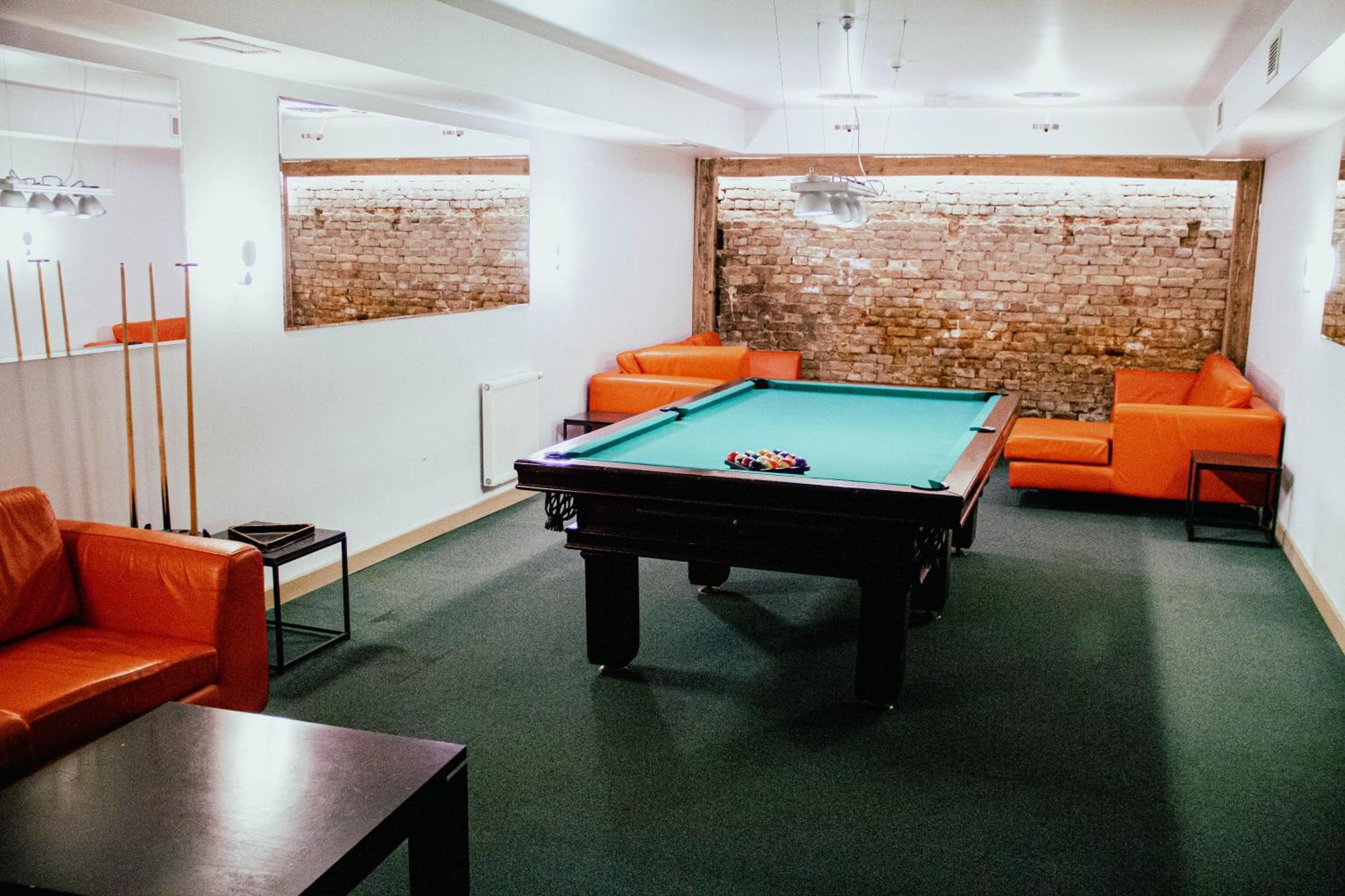 Hotel Kolumbs Liepāja Dış mekan fotoğraf