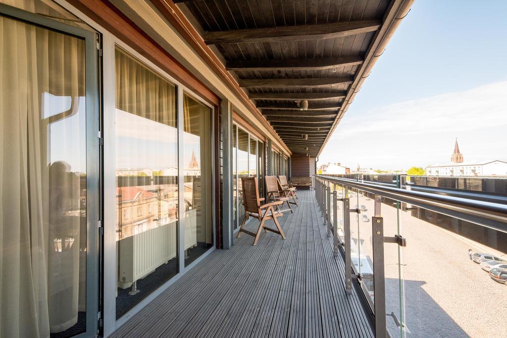 Hotel Kolumbs Liepāja Dış mekan fotoğraf